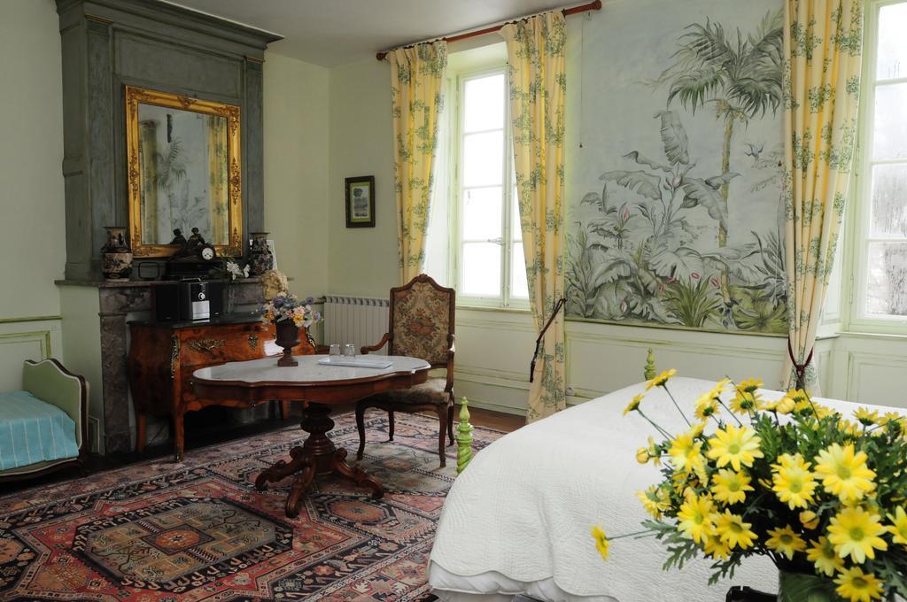 Hôtel La Menarderie à Archiac Extérieur photo